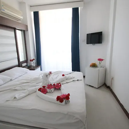 Jura Ada Kusadasi