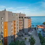 Jura Ada Szálloda Kusadası
